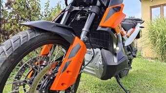 KTM 790 Adventure S