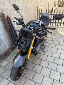 Suzuki GSX-S (GSXS) 1000