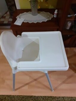 PREDÁM DETSKÚ JEDÁLENSKÚ STOLIČKU IKEA