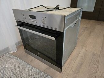 Vstavaná rúra Electrolux EOA 3450 AOX