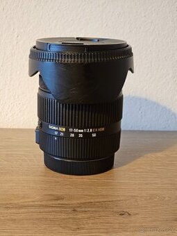 Sigma 17-50mm f/2.8 EX DC HSM