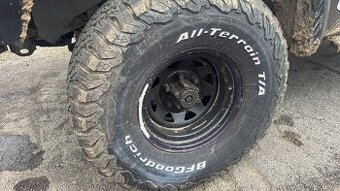 BFgoodrich 33x12.5 r15