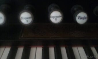Harmonium J Paikr