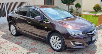 Opel Astra J 1.6 16V