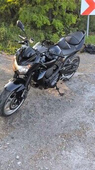 Kawasaki Z750