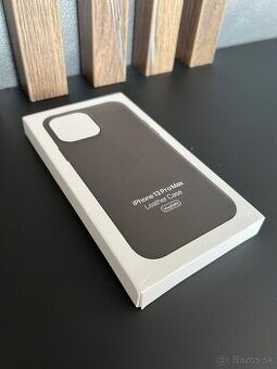 Kozeny kryt iPhone 13 Pro Max Letaher Case Midnight