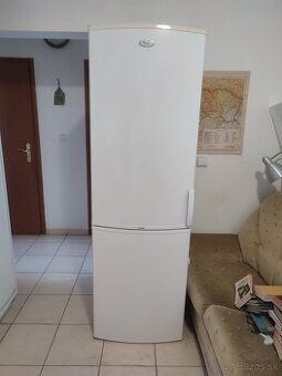 Chladnička s mrazničkou Whirlpool ARC5751