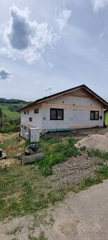 Novostavba + pozemok 1000m2