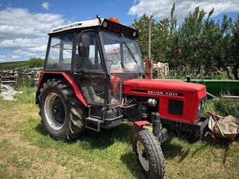 Predam Zetor 7011
