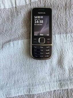 Nokia 2700 classic hnedá plne funkčná pridávam nabíjačku bez