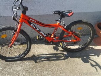 predám kvalitný detský bicykel v super stave - 1