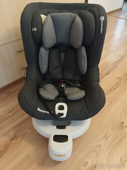 Petite&Mars Reversal II Isofix