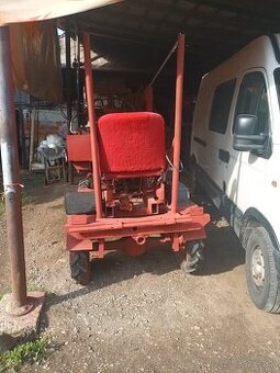 Predam malotraktor nakladac