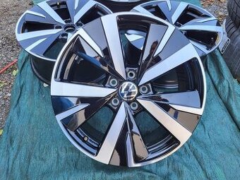 Alu disky Volkswagen Golf mk8.5 R18 Catania
