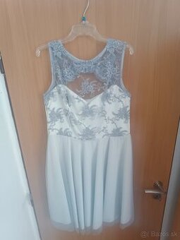 Spoločenské šaty 44