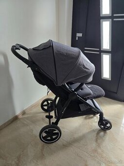 PETITE&MARS Kočík športový Royal2 šedý, čierna konštrukcia