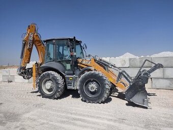 Case 695 / 2023 , 4600 hodin traktor bager