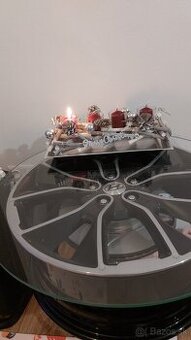 Konferenčný stôl z elektronu