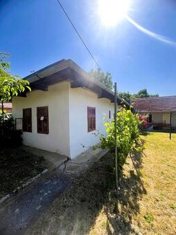 Rodinný dom - chalupa, obec Hontianska Vrbica
