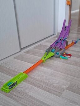 Hotwheels split speeders dráha