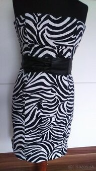 2x šaty: so zvieracou potlačou M, etno zn. Stradivarus L