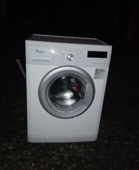 ZÁNOVNÁ plnefunkčná automatická práčka WHIRLPOOL,A+++