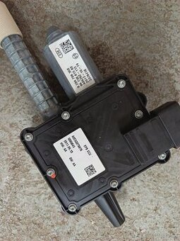 Predám elektrickú ručnú brzdu Peugeot/Citroen