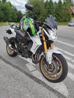 Yamaha FZ8