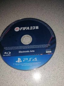 predám hru na Ps4 FIFA 23