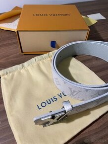 Louis Vuitton belt - 1