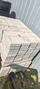 Zámková sivá dlažba 20x20x6
