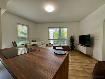 2-izbový byt na prenajom v centre mesta s parkovacim miestom