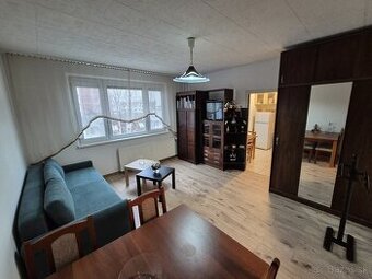 1-izbový byt s loggiou a s garážou / 37 m2 / - Žilina(Hájik)