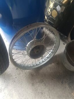 Predam koleso na jawu