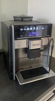 Siemens EQ6 Plus S500 – automatický kávovar | výborný stav |