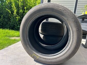 4 letne pneumatiky NEXEN NFERA SU1 235/55 R17