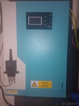 Predám hybridný solárny fotovoltaický menič PowMr 3,5kW 24V