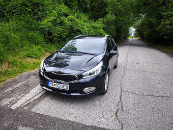 Kia Ceed SW 1.6 crdi - vozidlo je rezervované