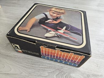 Lietadlo turbolet na diaľkové ovládanie (retro hračka)