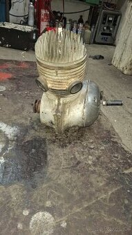 Jawa ČZ 250 353, polbubon