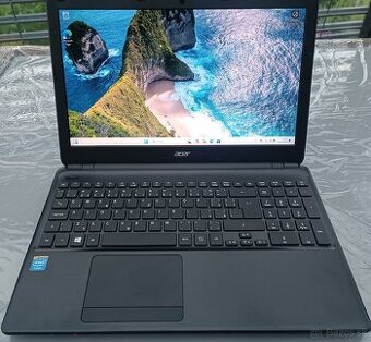 ACER ASPIRE E1 Z5WE3 / 4GB RAM / SSD 240 GB / Win 11