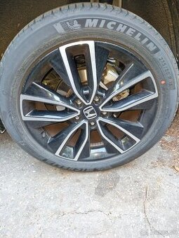Predám letne pneumatiky Michelin Primacy 4