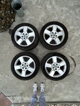 Octavia scout. 5x112 R17