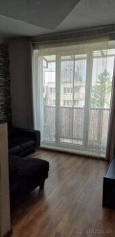 Vymením 2 izbový byt v centre KE za dom