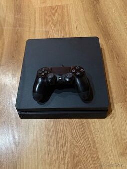 Playstation 4 slim