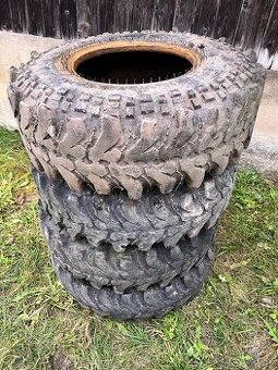 Silverstone 33x10,5 r15