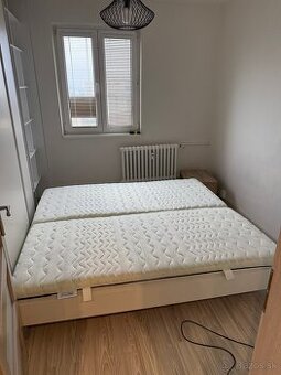 Predam manzelsku postel 200x200