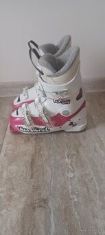 Predam detske lyziarky