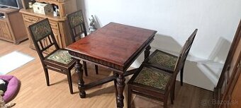 Starožitný stôl a stoličky