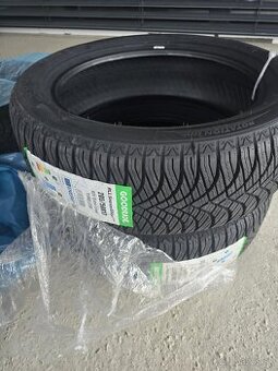 Goodride 205/50R17 celoročné